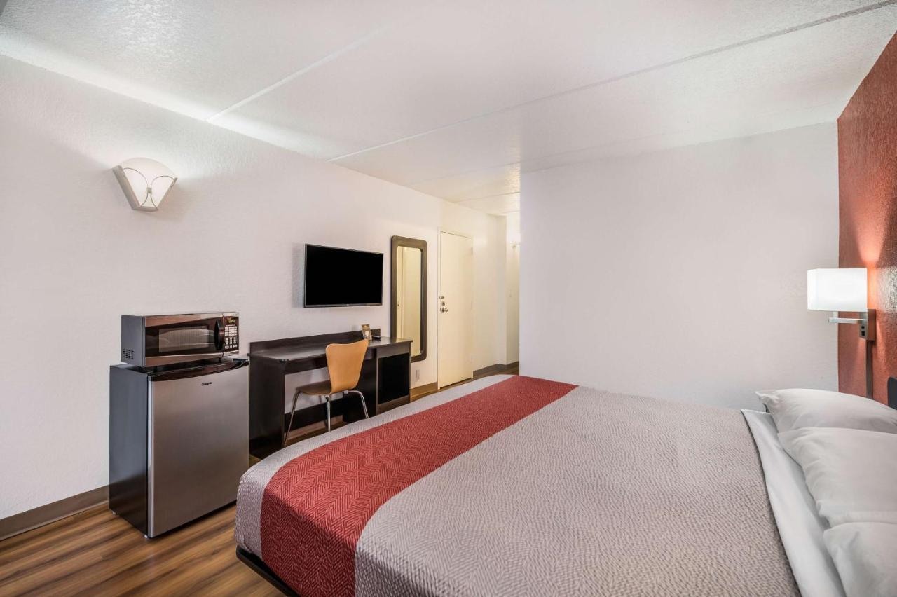 Motel 6-Henderson, Tx Kültér fotó